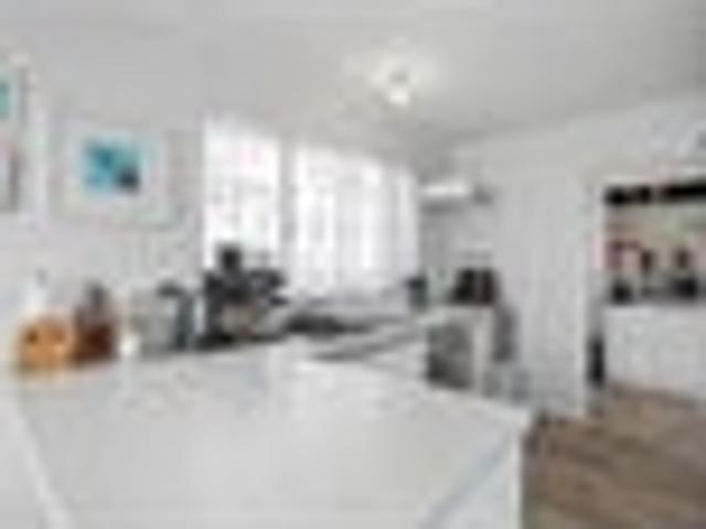 Vendor Says Sell Big Family Home