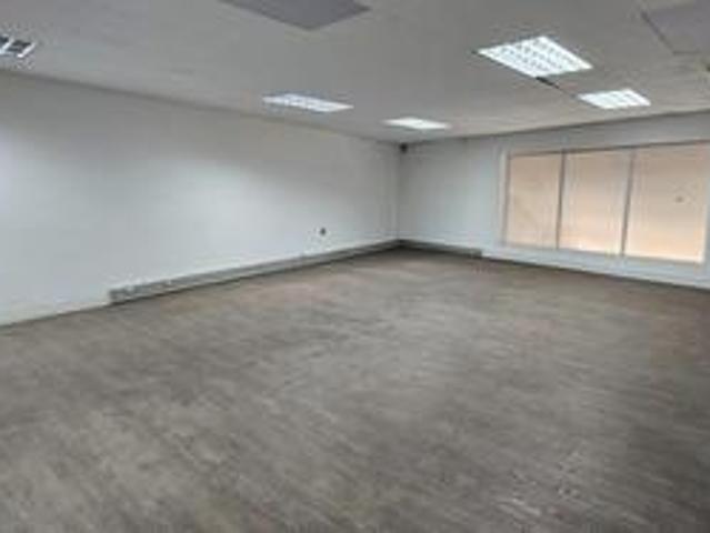 flexible office & storage space av.