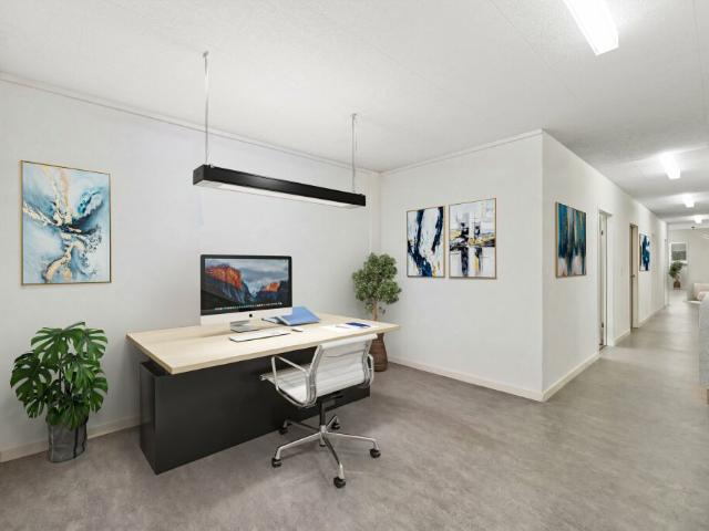 Flexible Praxis oder Bürofläche 98  129 m² an zentralster Lage