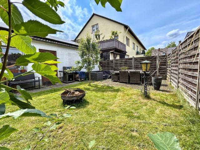Flexibles und teilweise modernisiertes Einfamilienhaus mit Einliegerwohnung in Leverkusen Rheindorf!