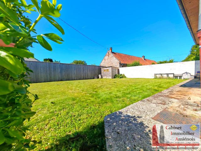 Flesselles: Pavillon individuel 125m2 avec 4 chambres, jardin et sous sol