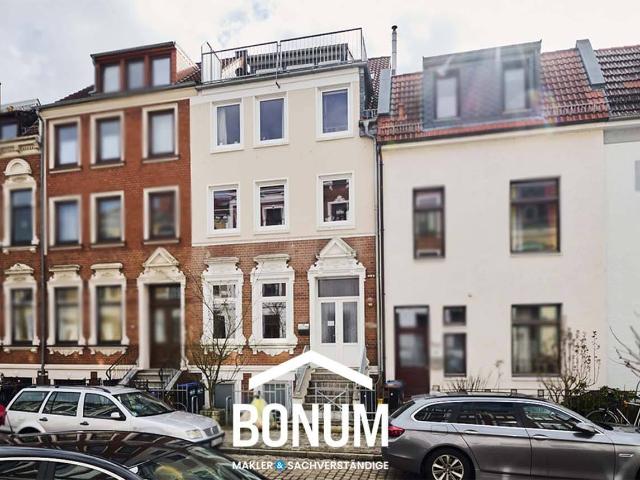 FLÜSSEVIERTEL Sanierte Belle Etage mit Sout. und Hof Garten das perfekte Domizil für Altbauliebhaber