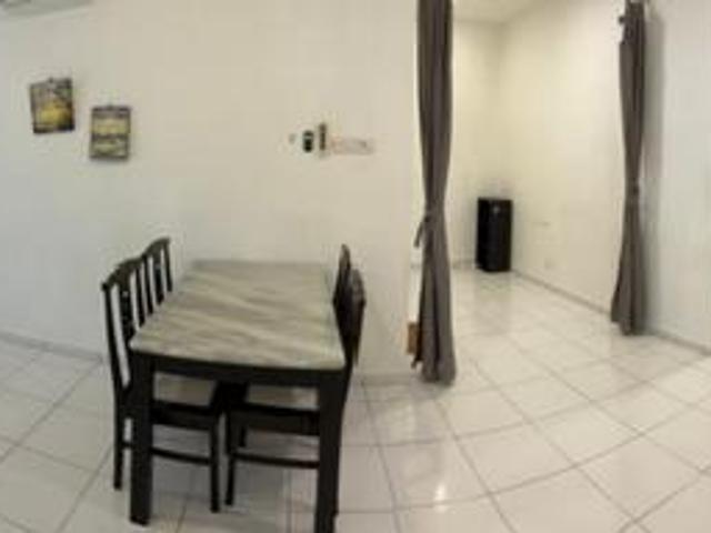 FS The Senai Garden Apartment