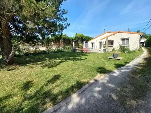 Frouzins 31270 Achat / Vente maison 5 pièces t5