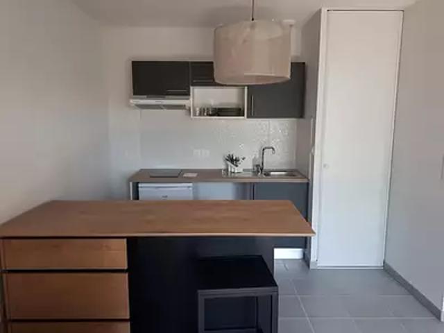 Frouzins 31270 Location appartement 2 pièces t2 au dernier étage