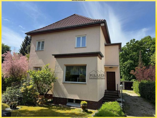 Frohnau! Klassischer Einfamilienhaus Würfel mit schönem Süd Westgrundstück unweit Zeltinger Platz