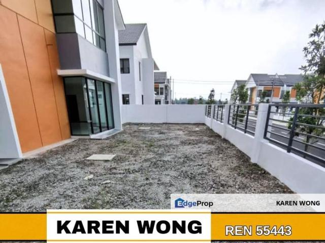 CORNER LOT EXTRA LAND SENNI 3A BUKIT BANYAN Brand New for
