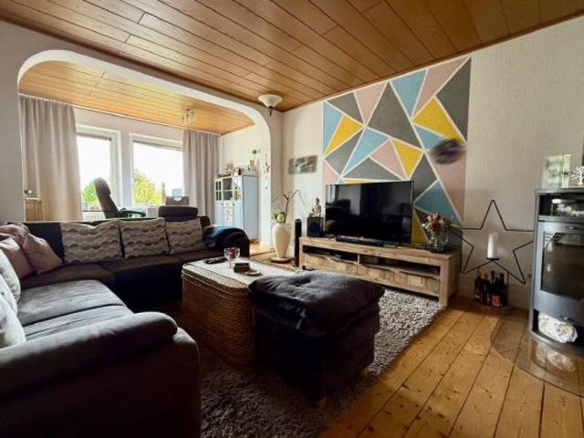 Fröndenberg/Ruhr: Altbau ETW mit Charme und großen Räumen Einfach riesig!