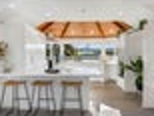 Front Row Luxury Meets Family Perfection