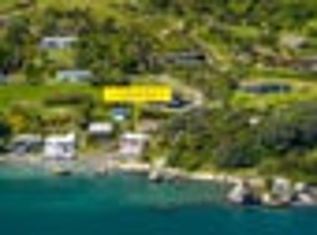 Front Row Marine Reserve Living