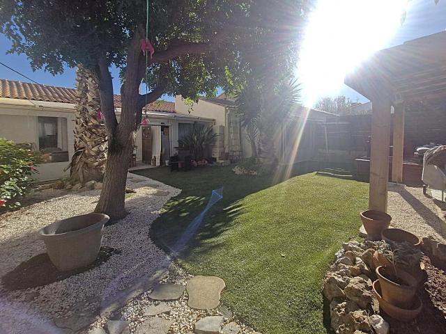 FRONTIGNAN / MAISON