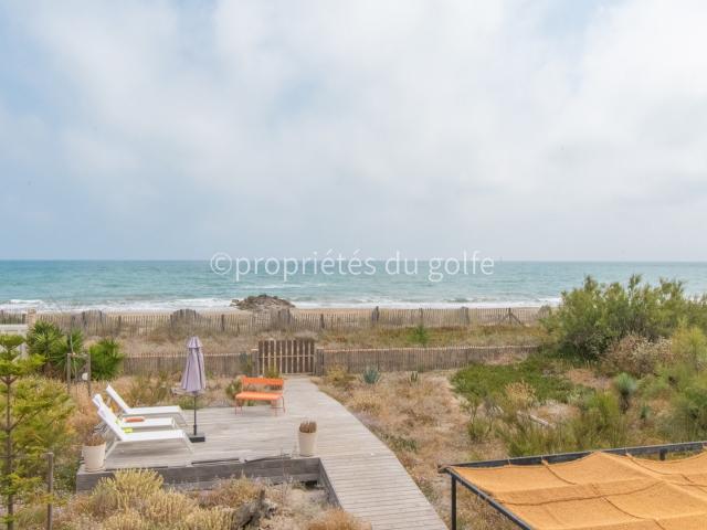 Frontignan Plage, propriété située en 1ère ligne mer et plage