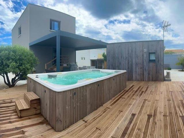 Frontignan plage, villa contemporaine sur terrain de 592m²
