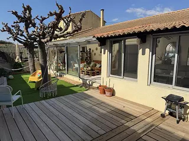 Frontignan 34110 Achat / Vente maison 4 pièces t4 au dernier étage terrasse