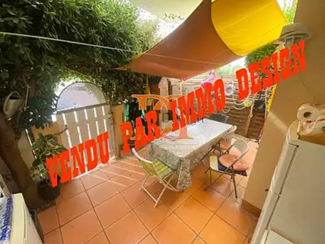 Frontignan 34110 Achat / Vente appartement 2 pièces t2 au dernier étage terrasse