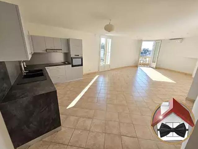 Frontignan 34110 Achat / Vente appartement 4 pièces t4 au dernier étage