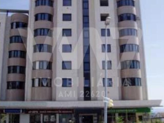 Fracções de Comércio/Serviços Estrela Shopping Center Covilhã