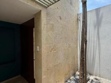 Fracc La Tampiquera hermosa casa en VENTA con desniveles