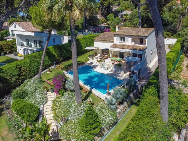 France | Cap d'Antibes | 4 chambres | 3 salles de bains | 20. 200m² Antibes