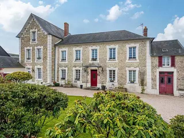 FRANCE FRA Achat / Vente maison 11 pièces t11 parking