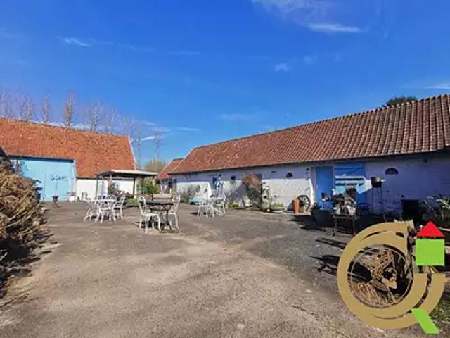 FRANCE FRA Achat / Vente maison 20 pièces t20 piscine