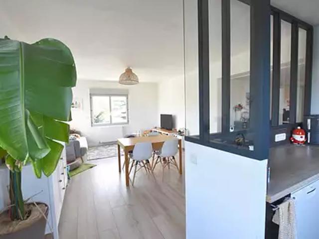 Francheville 69340 Achat / Vente appartement 4 pièces t4 cave
