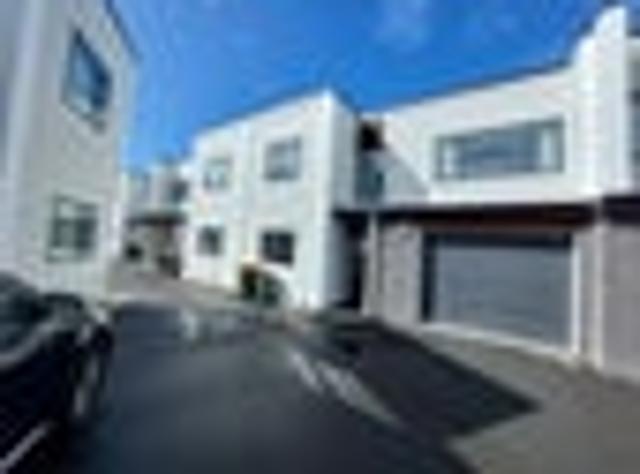 Frankton, 2 bedrooms, $570 pw