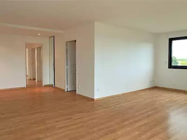 Franqueville Saint Pierre 76520 Location appartement 4 pièces t4 cave