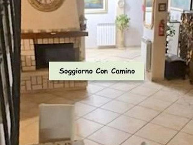 FRASCATI BILOCALE ARREDATO Con ENTRATA INDIPENDENT