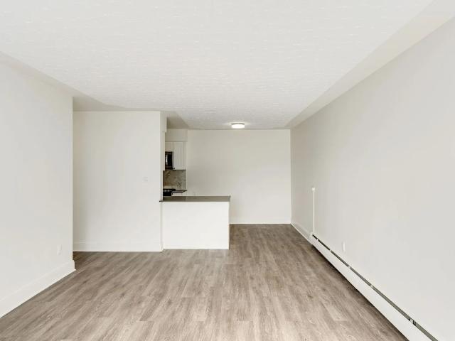 Fraser Tolmie Apartments 2 Bedroom Apartment for Rent at 1701 Cedar Hill Cross Rd, Saanich, BC V8P 2P9 Mount Tolmie