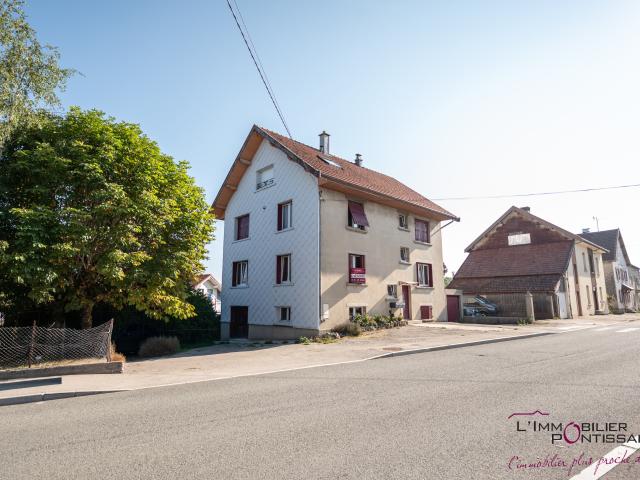 FRASNE: T3 AVEC GARAGE