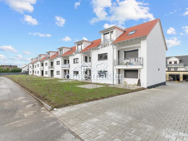 Freundliche 3 Zimmer Dachgeschosswohnung mit kleinem Balkon