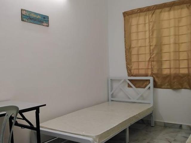 Free One Month Room Rental Bandar Puchong Jaya Walking Distance to LRT Station