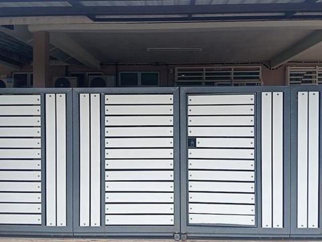 Free Aircond kit cabinet Teres Setingkat Taman Gambang Damai F2