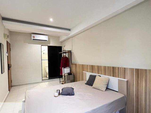 Free deposit‼️luxury private room 5 mins to mrt subang jaya