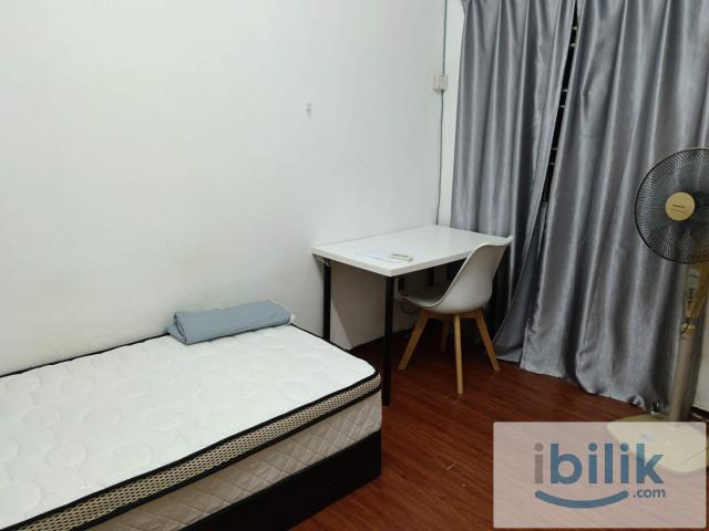 Free high speed WiFi Aircond room at Bandar botanic klang nr bukit tinggi parklands Aeon Bayu