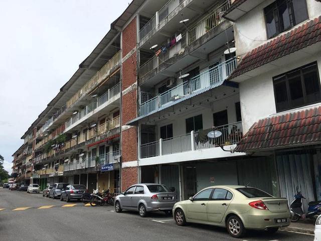 Free Hold Rumah Pangsa Flat At Kg 8Tengkera jaya Mlk
