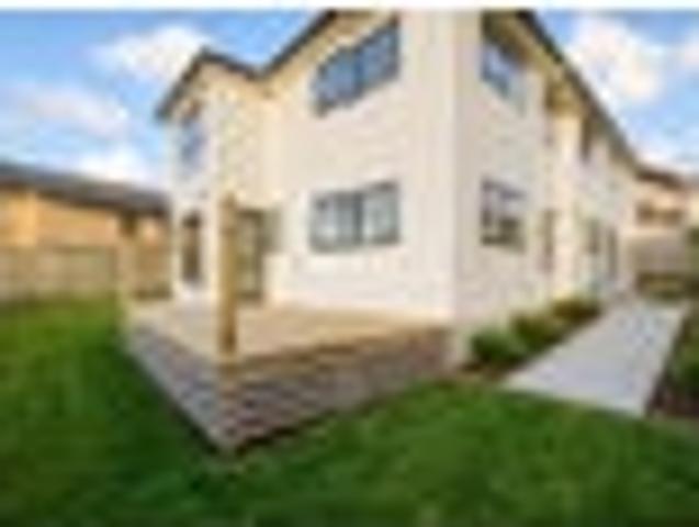 FREE STANDING EXECUTIVE FAMILY HOME