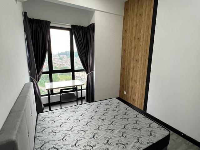 FREE WIFI+UTILITIES, Middle Room at D'Sands Residence, Old Klang Road