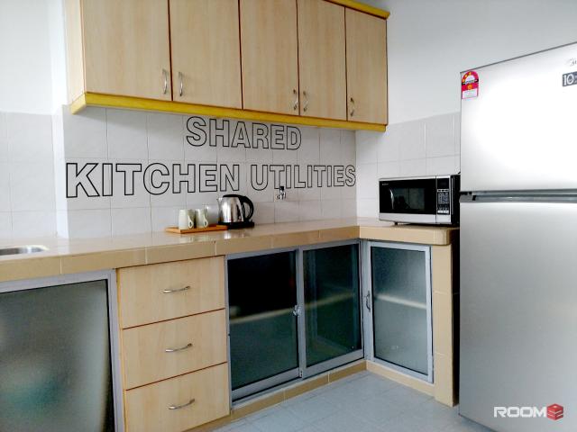 FREE WIFI Middle Room For Rent Taman Desa Easy Access to KL and Petaling Jaya