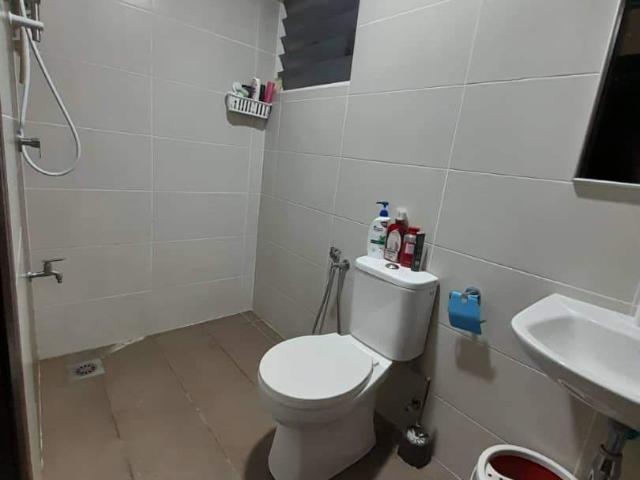 Free WIFI Single Room at Paraiso Residence