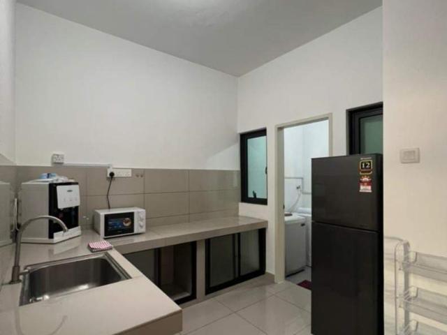 Free WIFI Single Room at Parkhill Residence