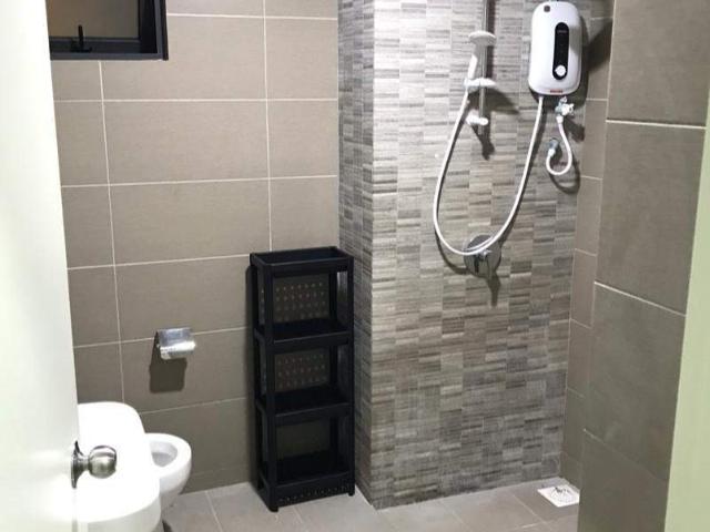 Free WIFI Single Room at Parkhill Residence