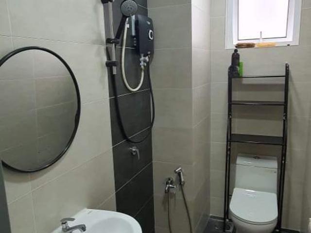 Free WIFI Single Room at Pinnacle Sri Petaling