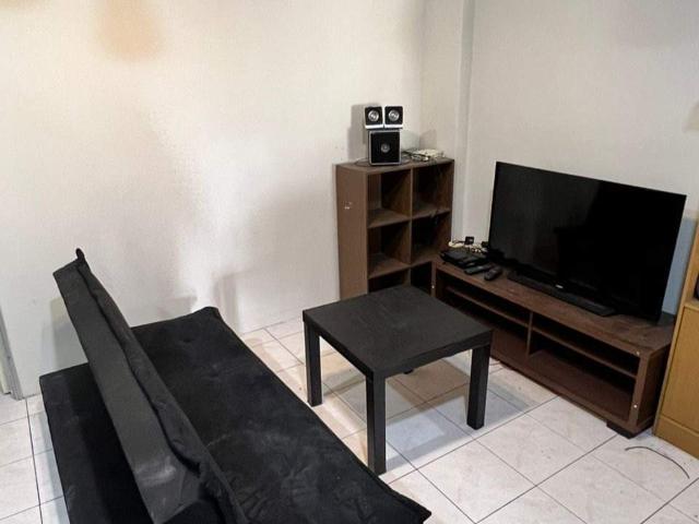 Free WIFI Single Room at Vista Komanwel
