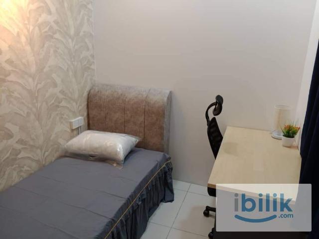 Free WIFI Single Room, Female Unit at City of Green