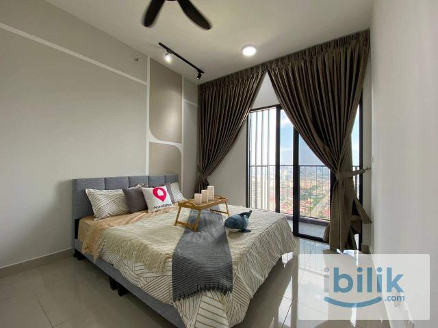 FREE WIFI! Water! Balcony Room for rent!