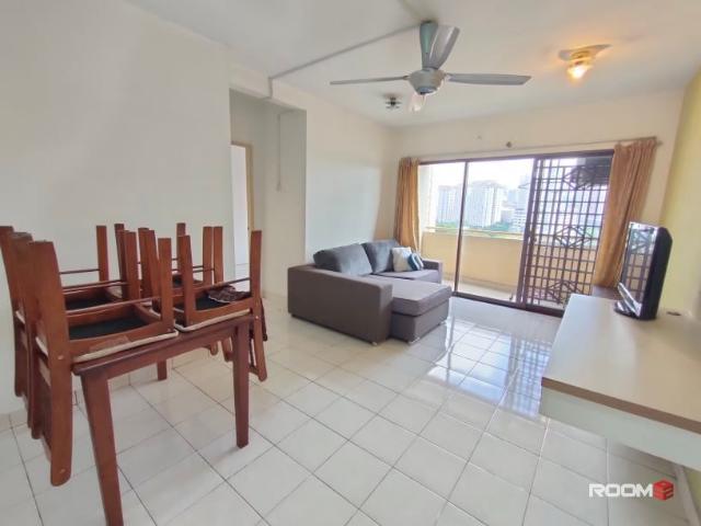 Free Wifi Utilities Rooms Palm Spring for Rent Non Partition Room Walking distance to MRT Dataran Sunway Thomson H