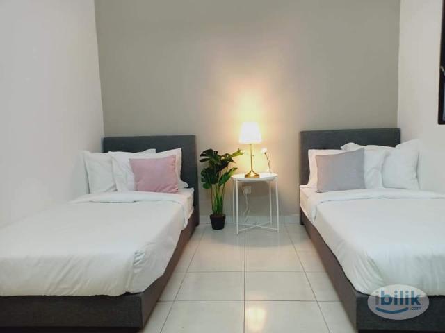 Free 1 month rent Sunway 2pax sharing room girl unit