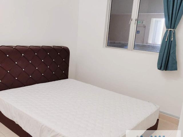 Free 1st Month. Olive Hill. Middle Room, Car Driving, Aman Heights, Bukit Serdang